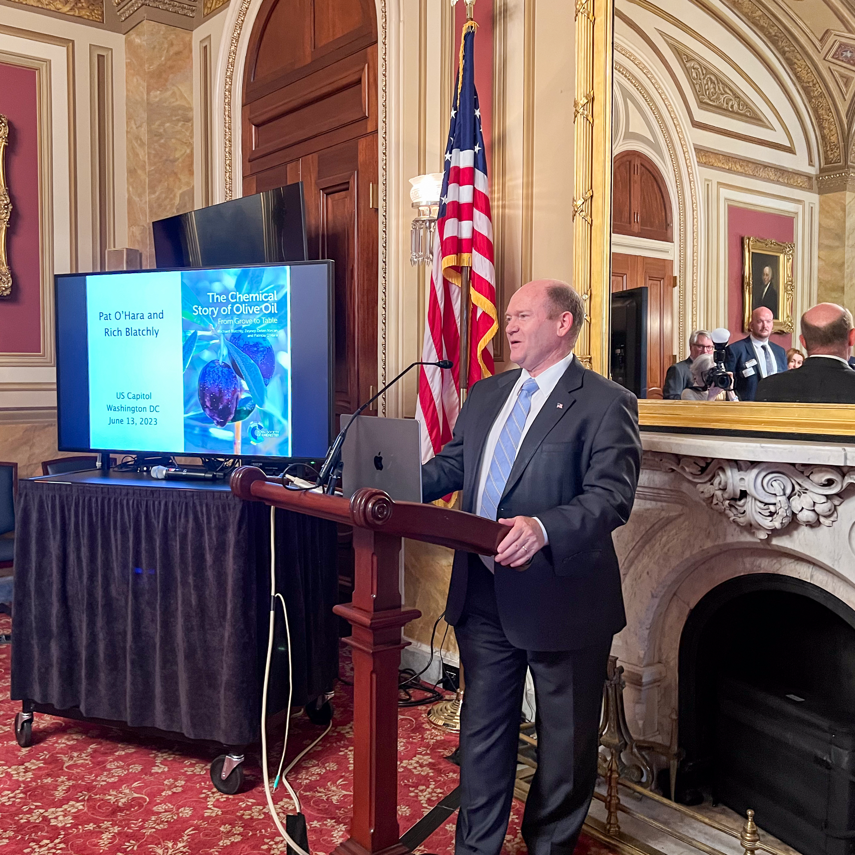 20230613_202509264_iOS