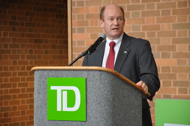 Senator Coons joined dozens of TD Bank employees, business leaders, and members of the Delaware delegation to help officially open TD Bank&rsquo;s Wilmington office on December 2, 2013.