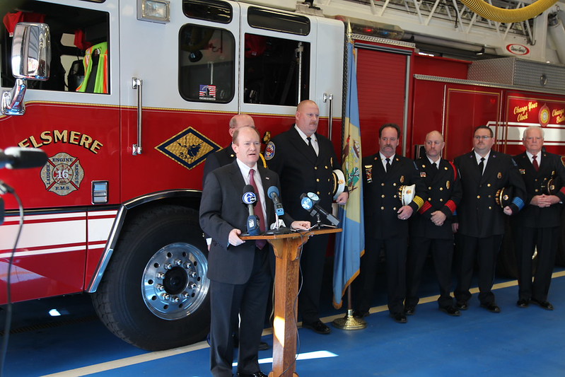 Senator Coons addresses firefighters on January 13, 2014 at Elsmere Fire Company